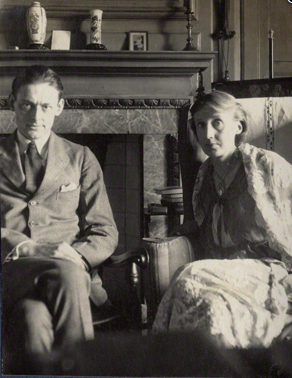 T.S. Eliot and Virginia Woolf